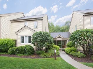 5603 Manor Dr, Peekskill, NY 10566