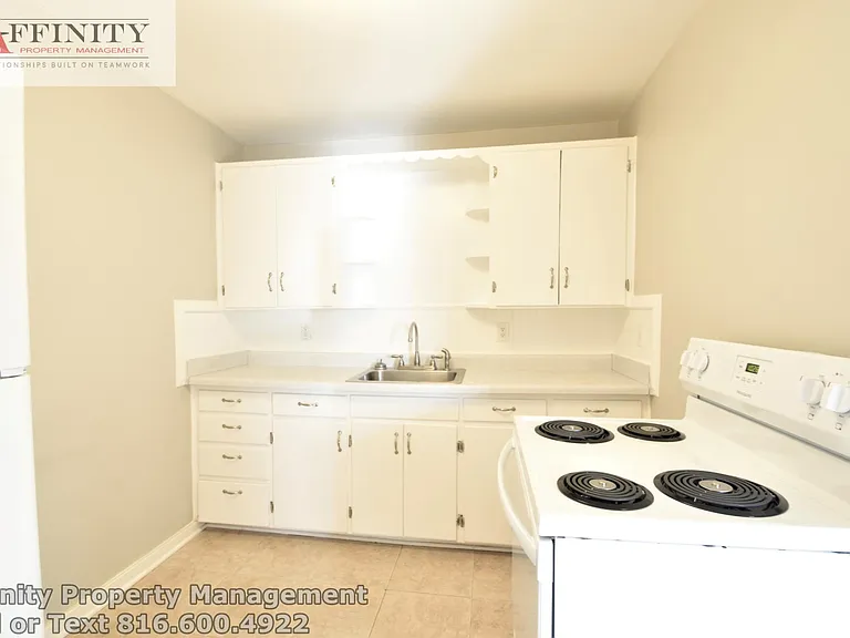 2026 Erie St #5 — Photo 9