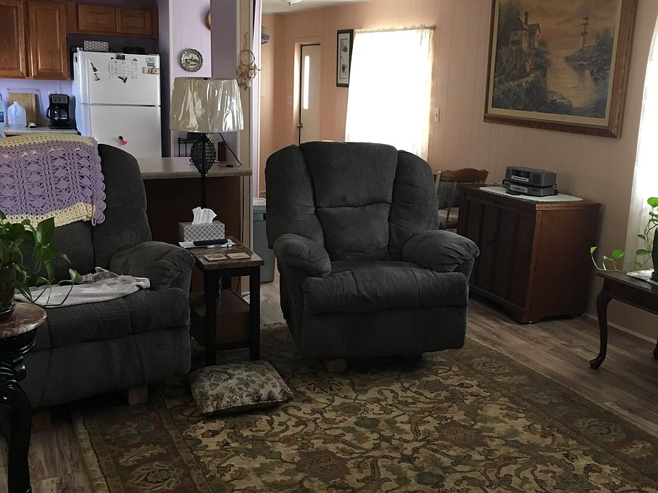 2nd image of 3251 East Rd