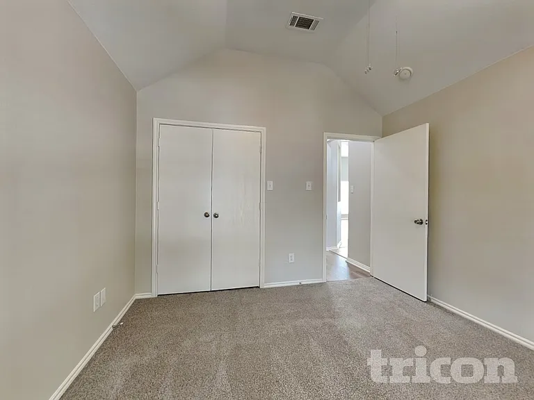 132 Tall Meadow St — Photo 12