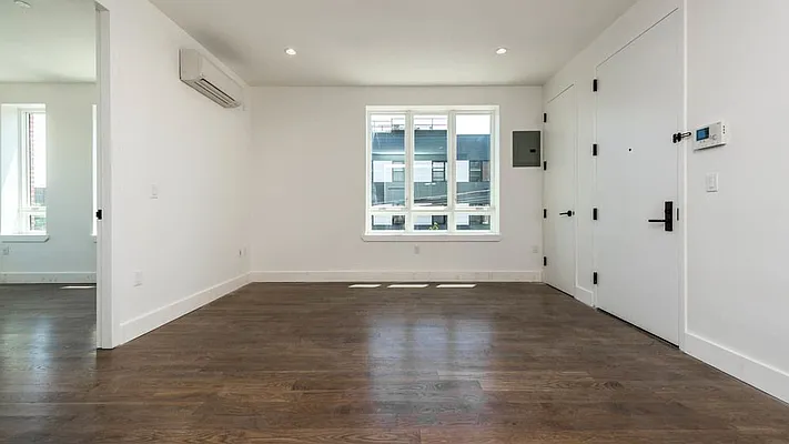 Rented by Nooklyn NYC LLC | media 4