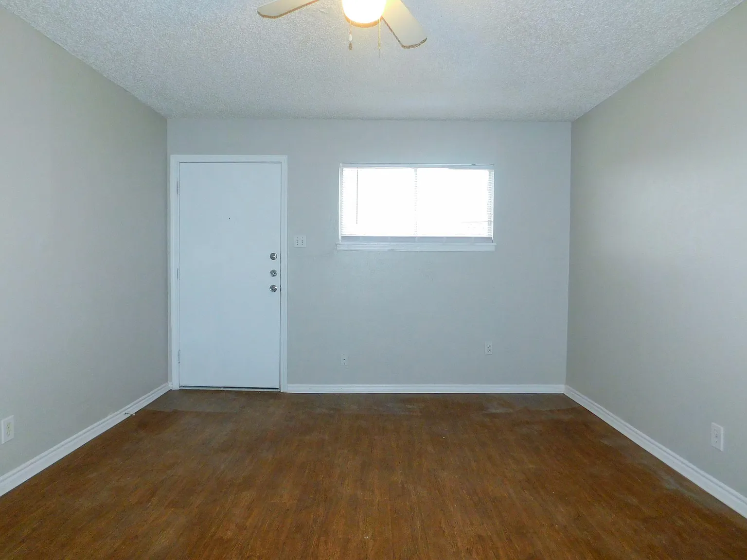 1 bed, 775 sqft, $895 — Photo 3