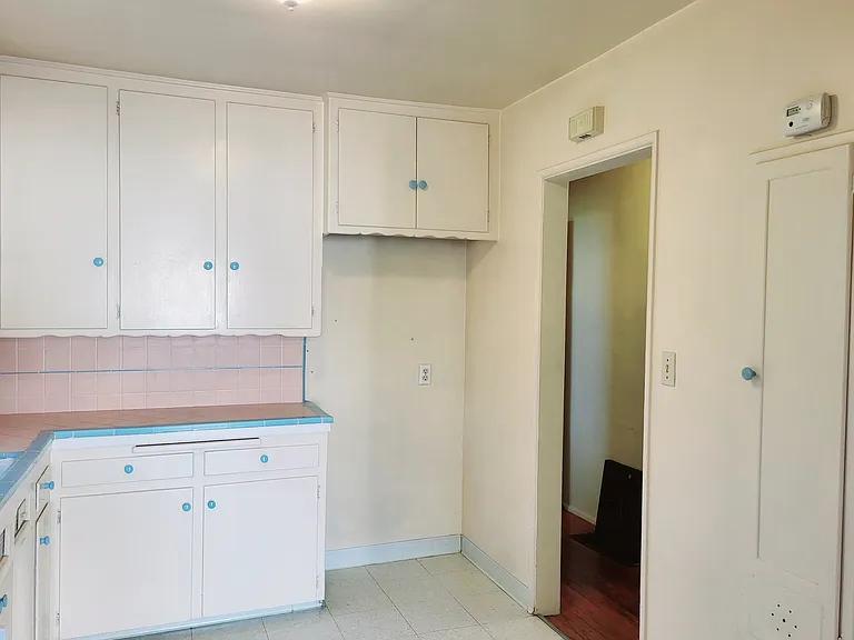 2563 Nina St — Photo 9