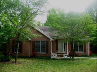 194 Coopers Cv, Lynchburg, TN 37352
