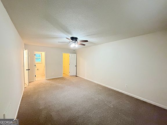 4th image of 1784 Deer Ct NW