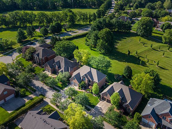 3rd image of 1324 Wakehurst Ct