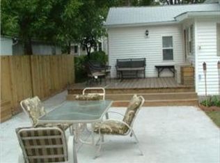 408 E Samuel St, Hamilton, MO 64644