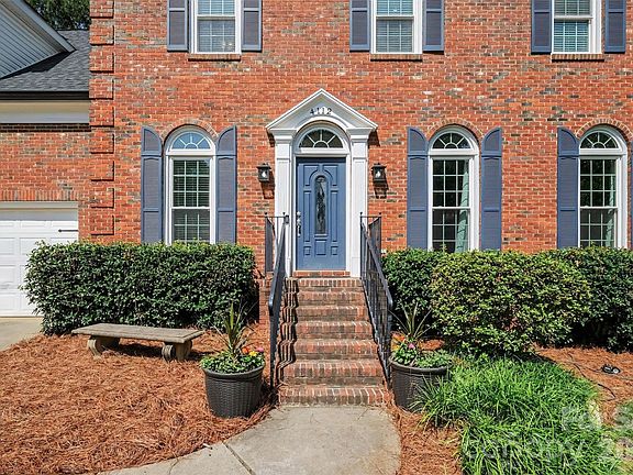 2nd image of 4112 Deerfield Dr NW