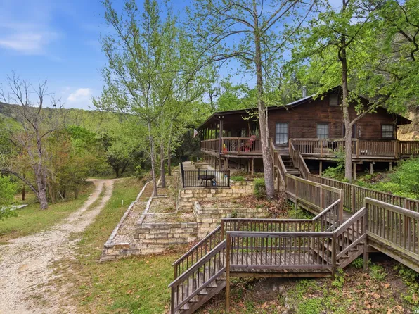 2115 Mesa Verde, Medina, TX 78055