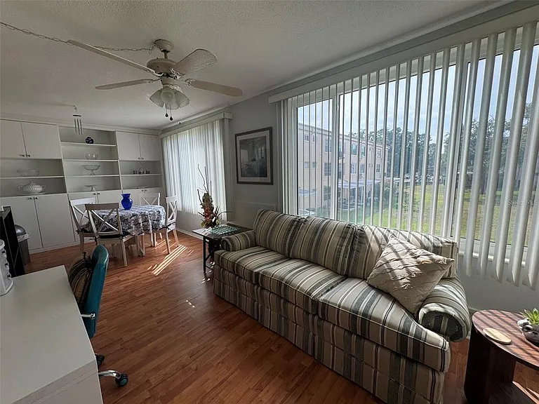 2040 World Parkway Blvd #34 — Photo 8