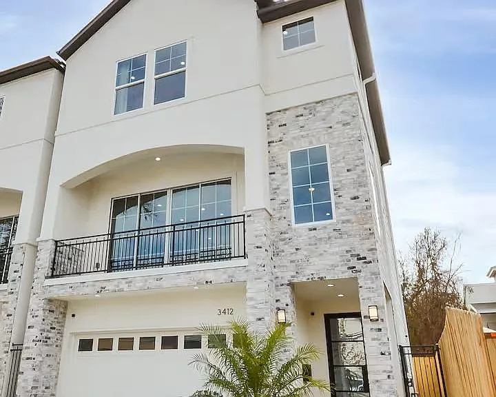 3412 Dixie Dr — Photo 2