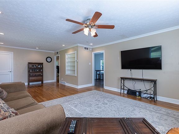 5th image of 1097 Trudy Ct