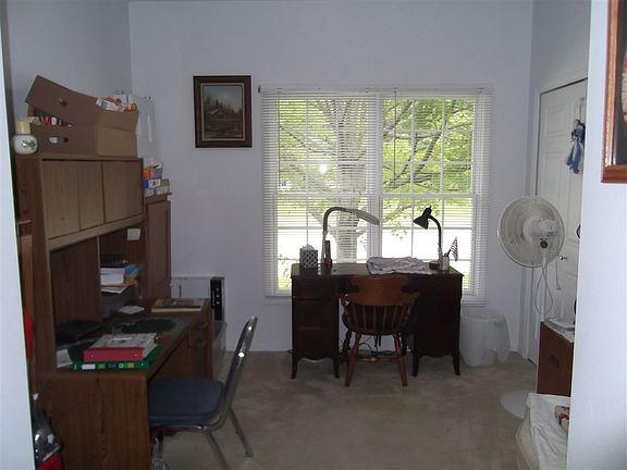 4th image of 101 Fairway Ave