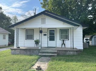 304 E Rose St, Pittsburg, KS 66762