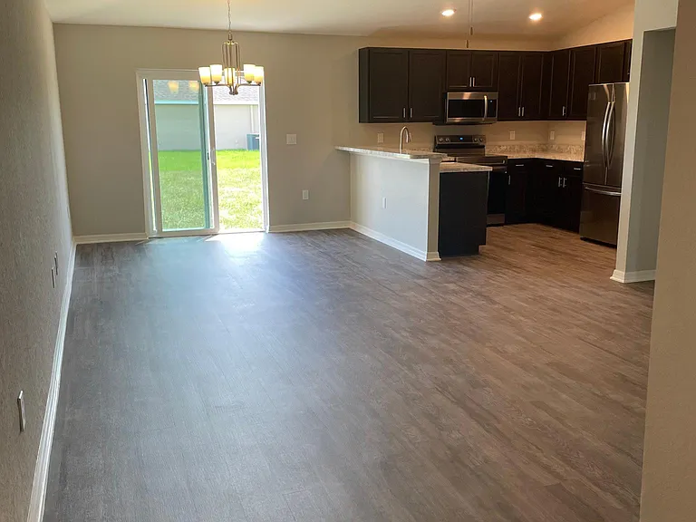 4440 Reding Way — Photo 5