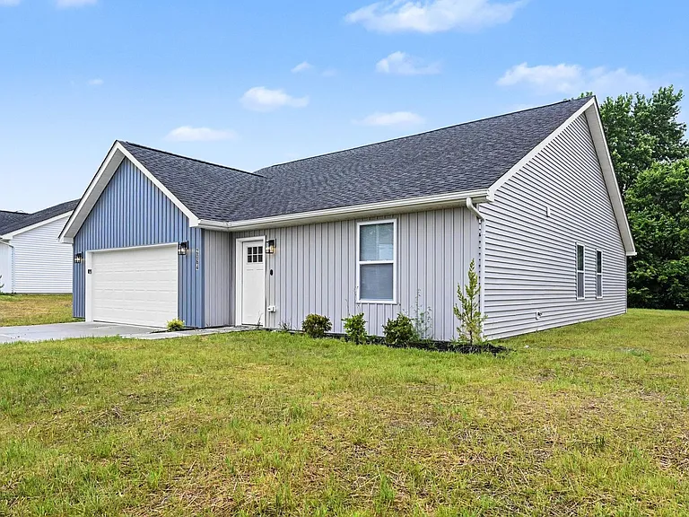 2064 Thimble Creek Dr — Photo 24