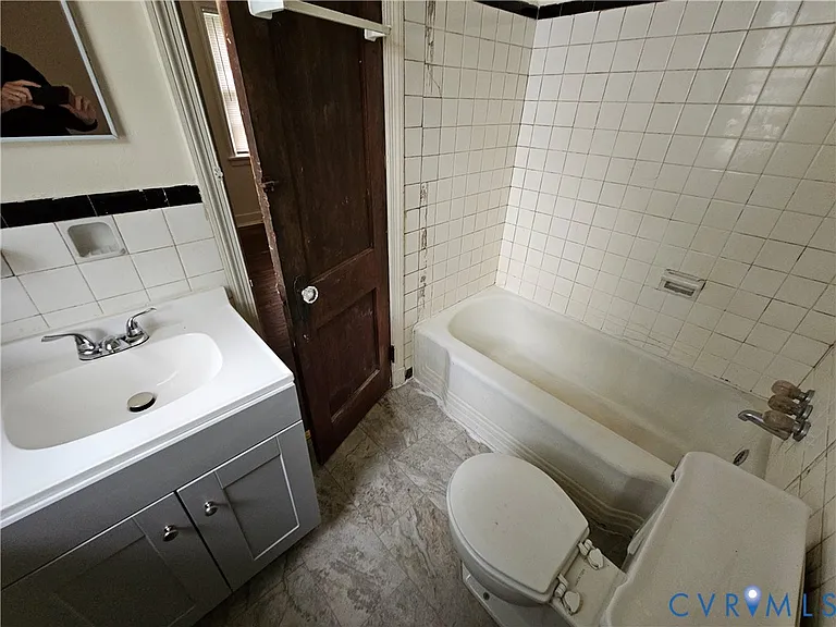 1305 Chambers St — Photo 9
