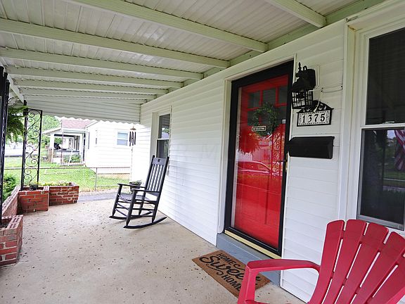 5th image of 1375 Briarwood Ave
