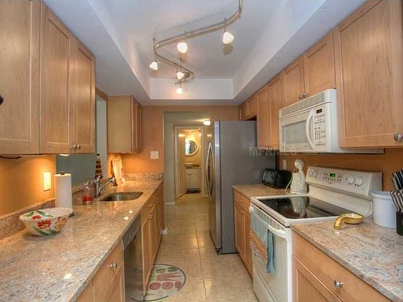 4th image of 3029 Willow Green Dr #23