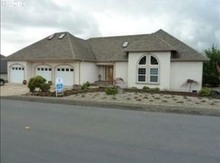 1200 NE Granite Ridge St, Roseburg, OR 97470