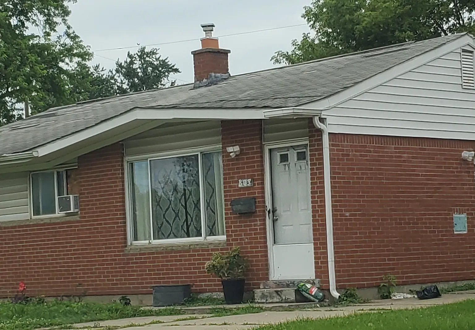 Hemphill 805 - 1 — Photo 1