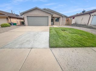 492 Medina Meadows Dr NE, Rio Rancho, NM 87144