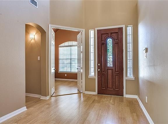 5th image of 4009 Sharondale Dr