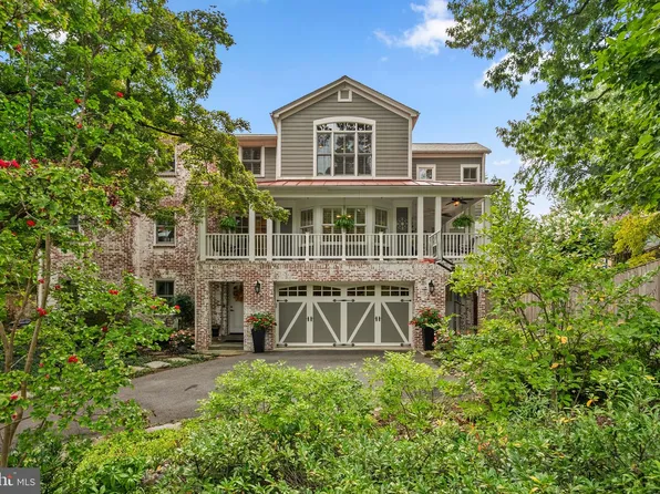 710 Woodside Pkwy, Silver Spring, MD 20910