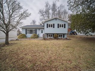 132 Piercy Cres, Fredericton, NB E3B 7G3