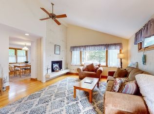 41 Youngs Rd, Dedham, MA 02026