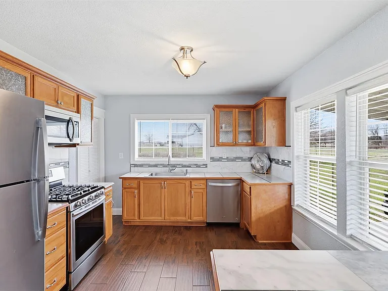 304 County Road 2260 — Photo 10