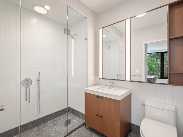 153-10 88th Avenue image 12 of 44