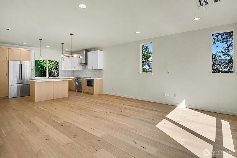 5th image of 2606 NW 62nd Street
