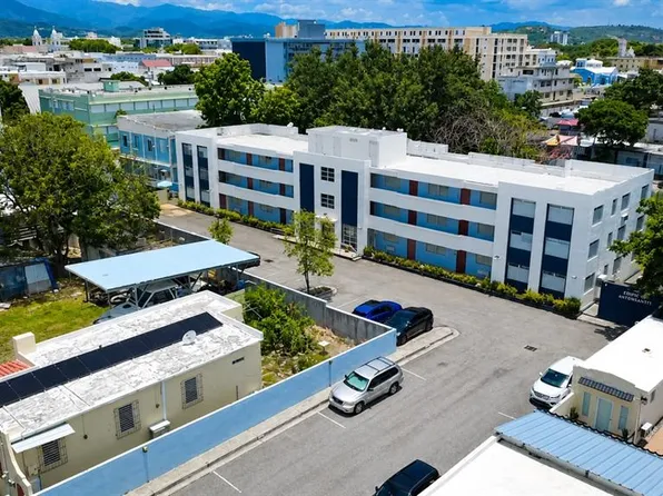 6108 Calle Torres Condominio Antonsantti, Ponce, PR