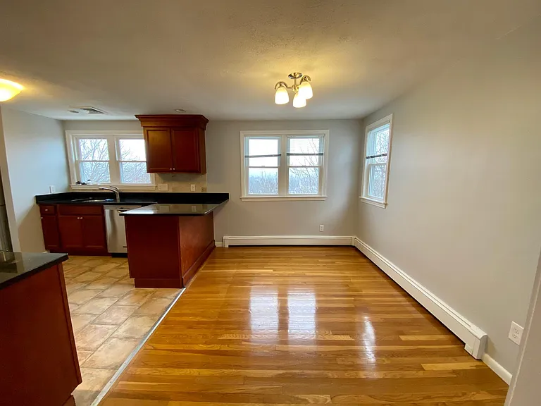 216 Palfrey St #216 — Photo 6