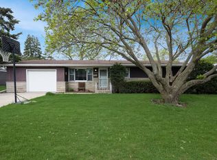 2305 Mayfield Ave, Joliet, IL 60435