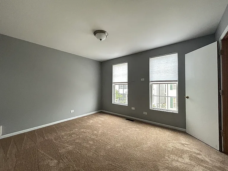 205 W Washington St — Photo 21