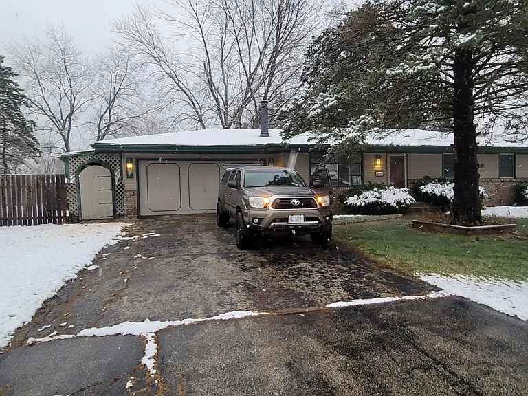 Polaris Dr — Photo 3