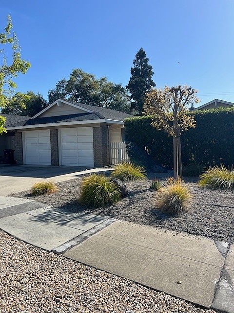 1st image of 1154 Sanchez Way