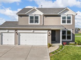 925 Crete Ct, Warrenton, MO 63383
