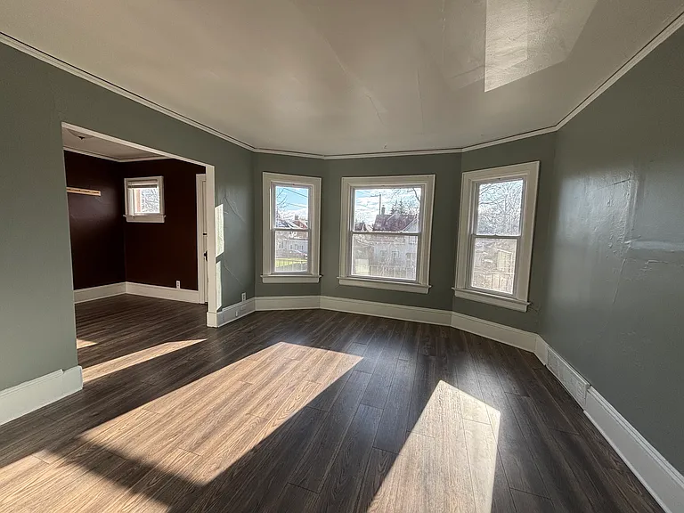 513 N 50th St #515 — Photo 9