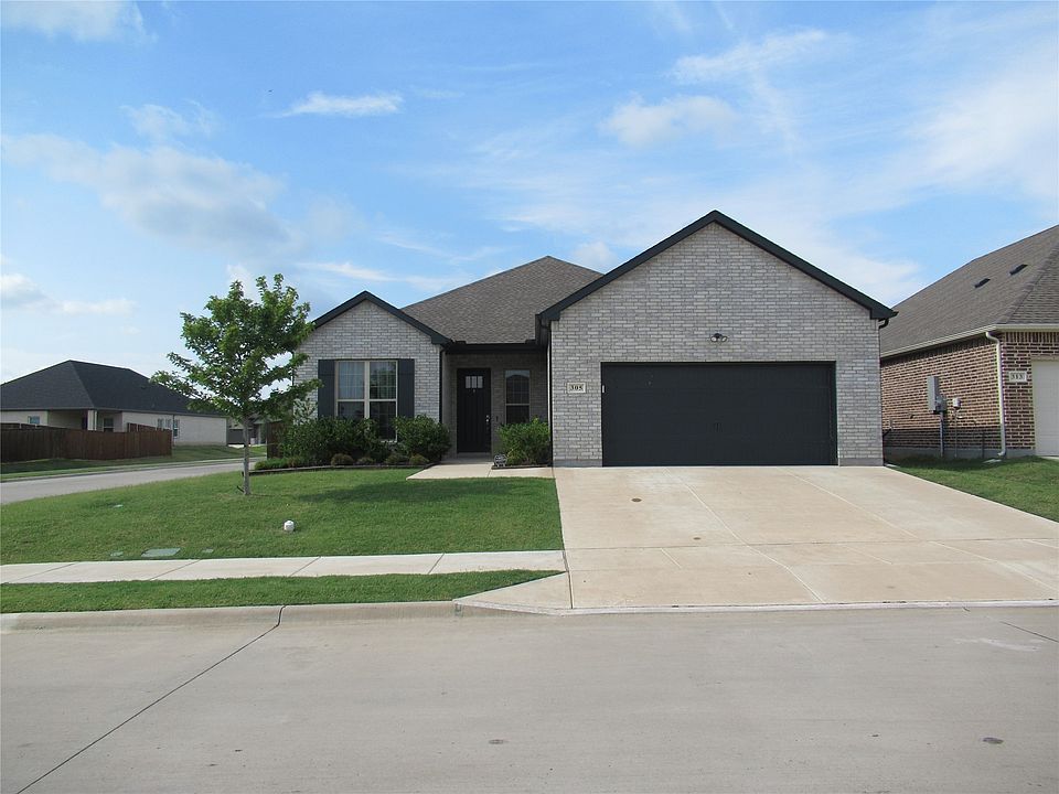 1st image of 305 Chase Creek Dr
