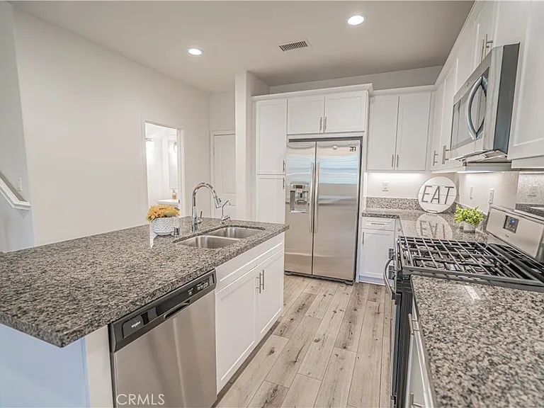 28706 Jardineras — Photo 10