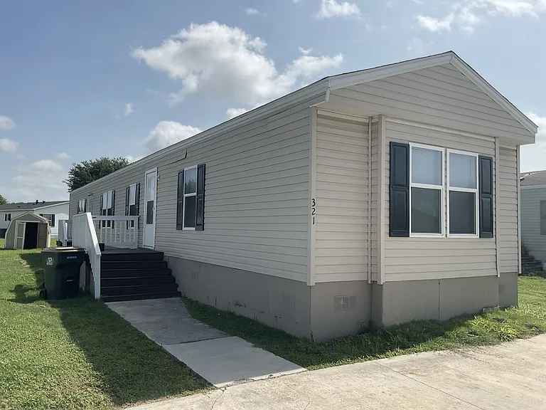 Saddlebrook — Photo 13