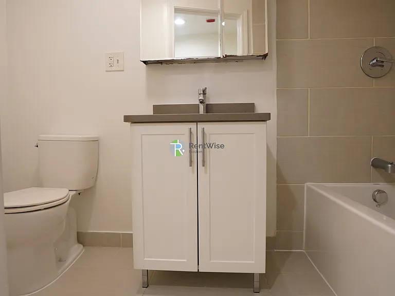 12 Brainerd Rd #15 — Photo 3
