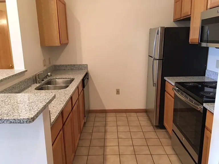 Seminole Woods Apartments — Photo 40