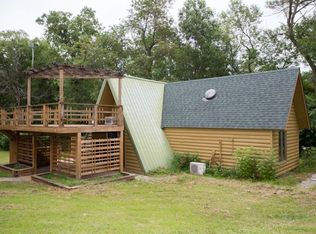 1690 Cunningham Rd, Dunkerton, IA 50626