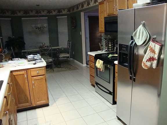 2nd image of 617 Whitesburg Dr