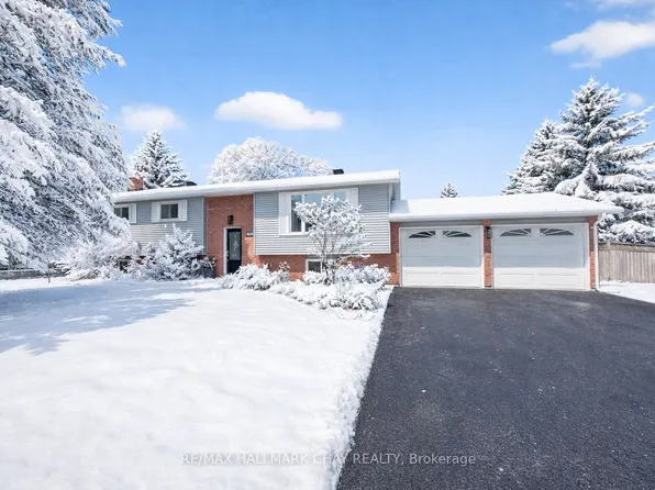 206 Ridge Rd N, Oro Medonte, ON L0L 2E0