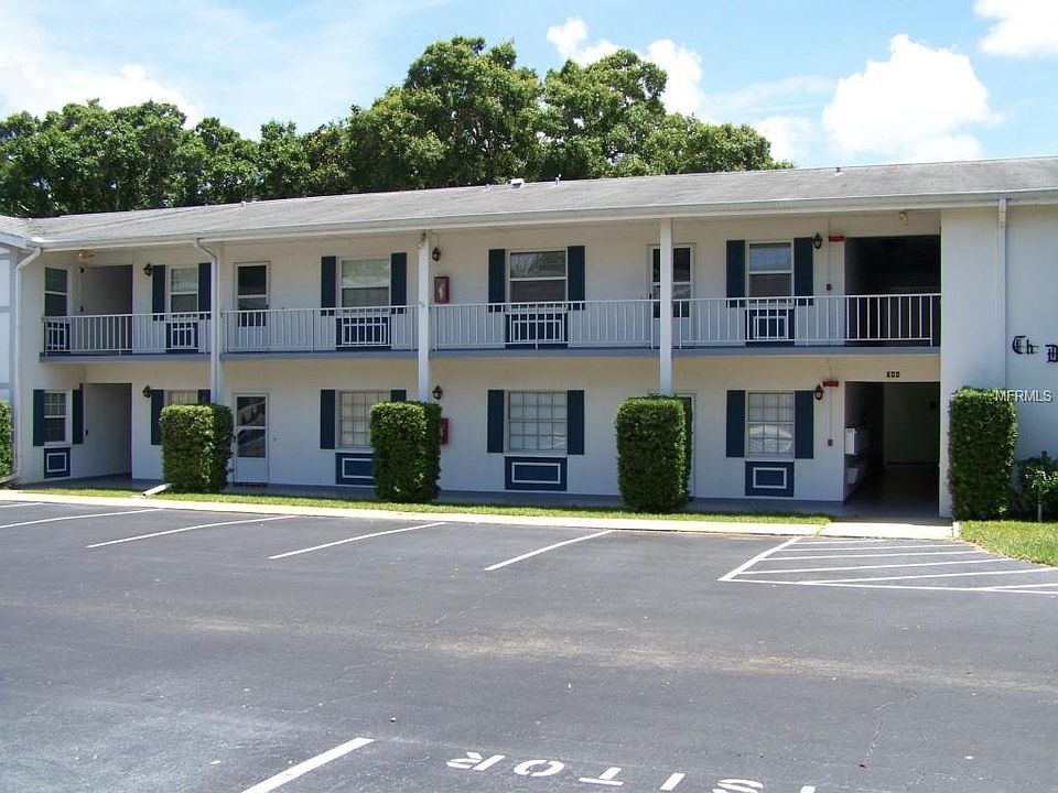 1st image of 600 Glennes Ln APT 110